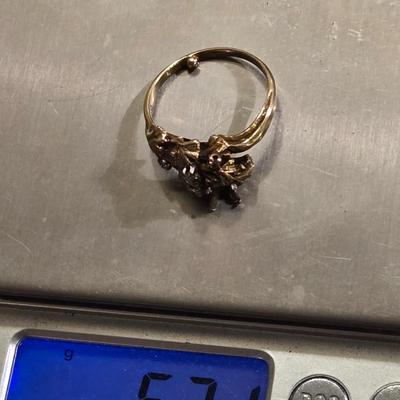Antique 14k Gold Ring with Diamonds