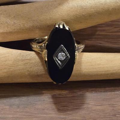 Antique 14k Gold, Black Onyx, & Diamond Ring