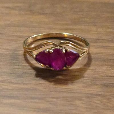 10k Gold and Ruby Ring