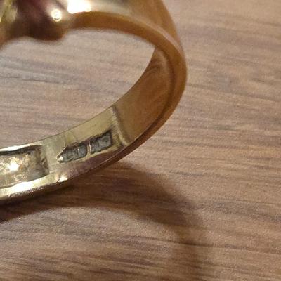 10k Gold and Pearl Ring
