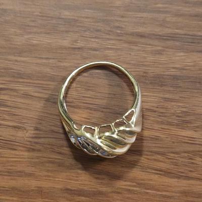 14k Gold and Diamond Ring