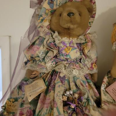 Bearly people Springtime Surprise Bear