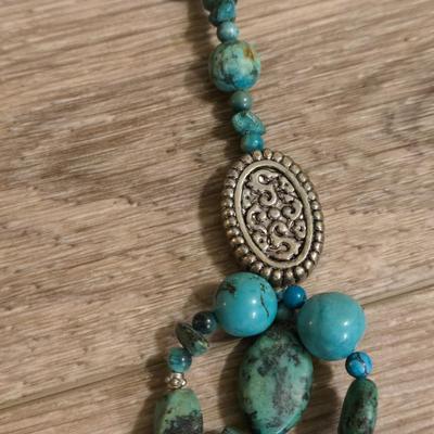Turquoise Beaded Necklace