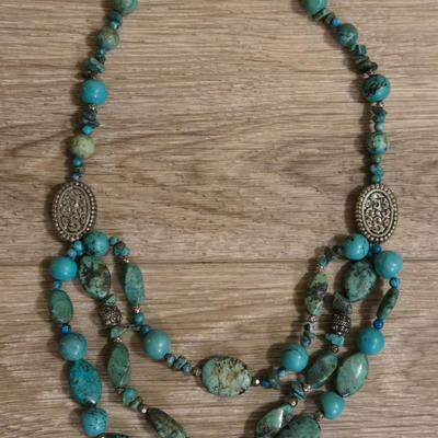 Turquoise Beaded Necklace