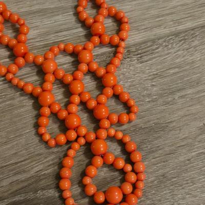 Gold Tone Necklace and Beaded Necklace