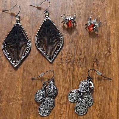 (2) Silver Tone Earrings