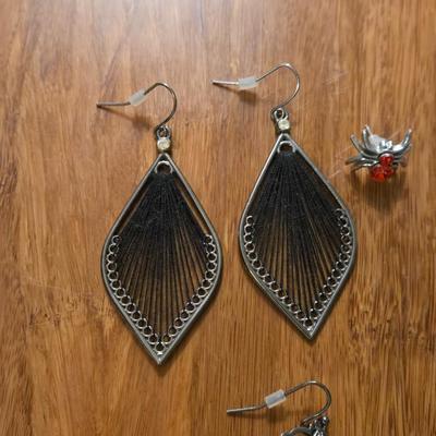 (2) Silver Tone Earrings