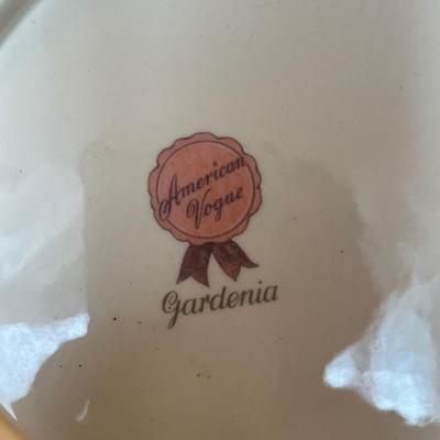 Eggshell Nautilus plate
