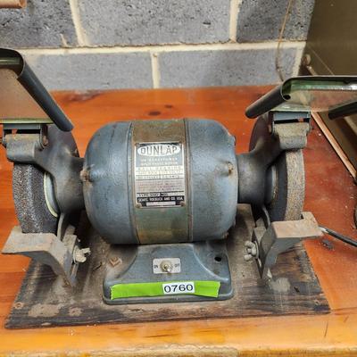Dunlap 1/4" HP Bench Grinder Tested working
