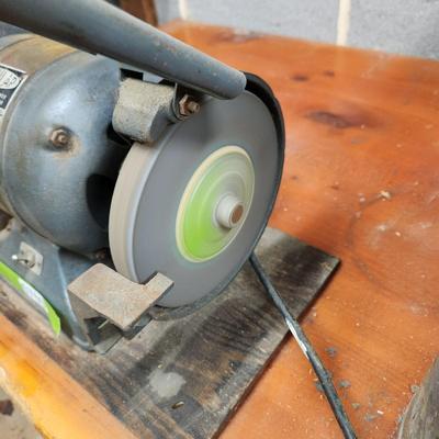 Dunlap 1/4" HP Bench Grinder Tested working