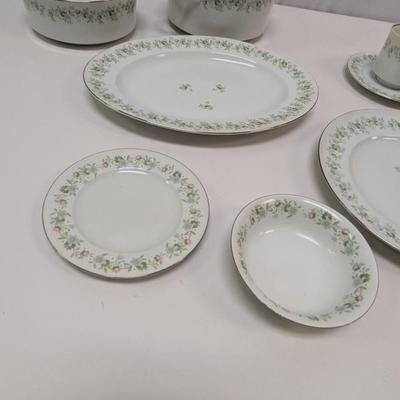 54 Pieces Of Johann Haviland Bavaria China