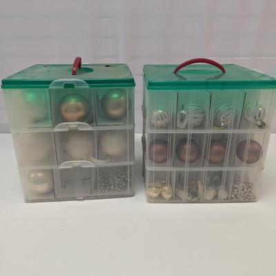 Christmas Ornaments With Storage Case