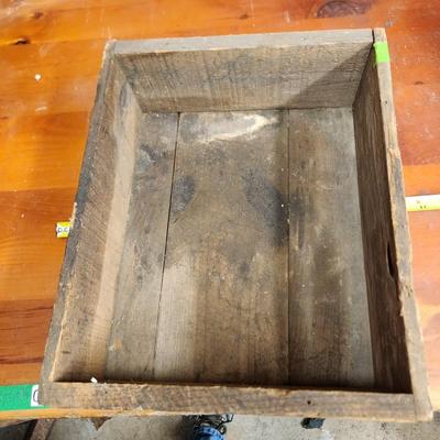 Remington 22 Short Wooden Ammo box Gallery Special Spatter-less
