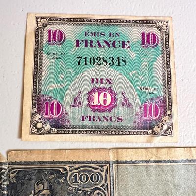 WWII Currency - 2 German Reichsbanknotes, 2 France Allied Military Money