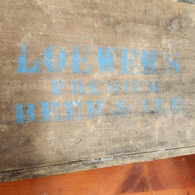 Loewer's Premium Beer & Ale New York City Wooden Crate 1940's