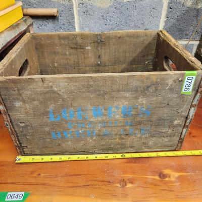 Loewer's Premium Beer & Ale New York City Wooden Crate 1940's