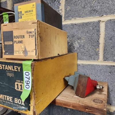 Lot of Vintage Stanley tools Mitre box, Doweling, Jig Router Plane, Small Vise