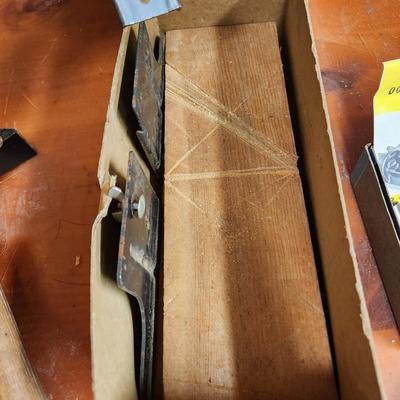 Lot of Vintage Stanley tools Mitre box, Doweling, Jig Router Plane, Small Vise