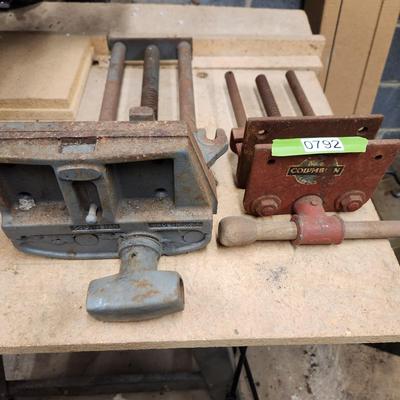 2 Columbian Bench Vises V7CD