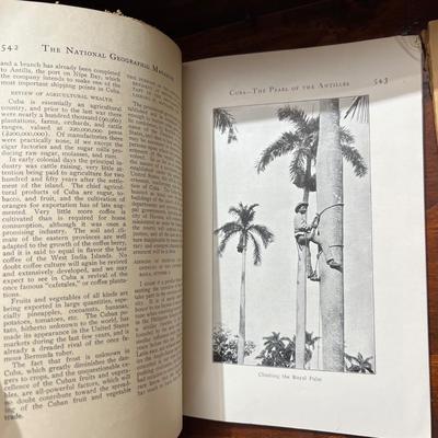 14 Antique National Geographic Magazines c. 1906-1907