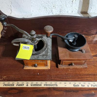 2 Vintage Coffee Grinder