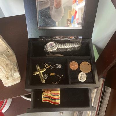 Lot jewelry & miscellaneous items