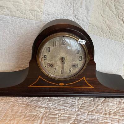 New Haven Clock Co-mantle clock