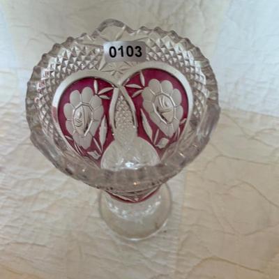 Lead crystal diamond cut saw tooth edge vase