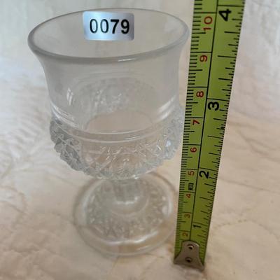 Glass goblet