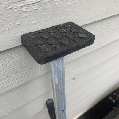 Truck / Van Tension Secure Bar