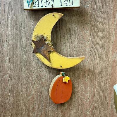 Rustic Fall Season Wood Wall hanging