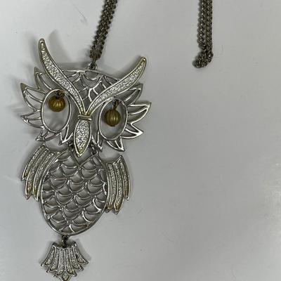 Vintage Owl Pendant Silver Tone Articulating