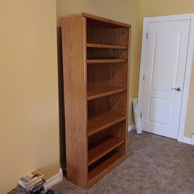 5 ADJUSTABLE SHELF BOOKCASE
