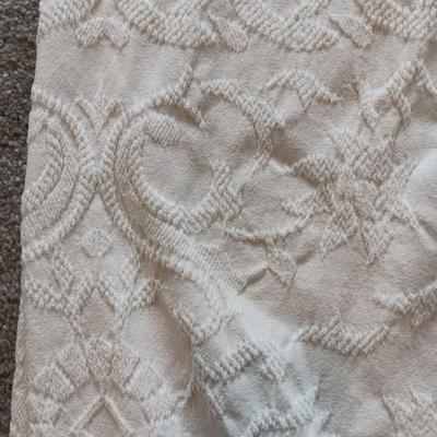 TWIN SIZE BEDSPREAD, 2 MATTRESS COVERS, KNIT THROW AND A PILLOW