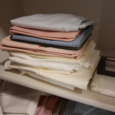 QUEEN SIZE SHEET SETS, SINGLE SHEETS AND PILLOWCASES