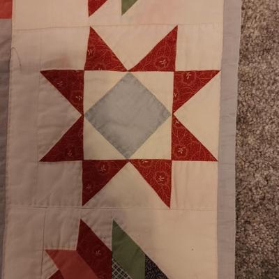 A FUN HANDMADE DETAILED QUILT