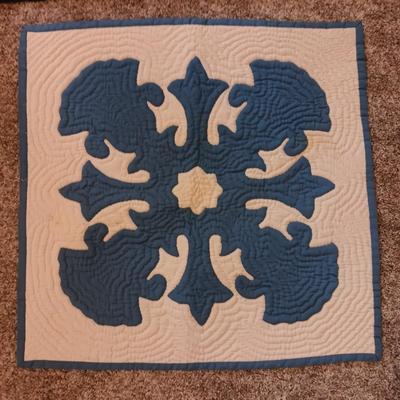 HANDMADE QUILTED THROW AND WALL HANGING