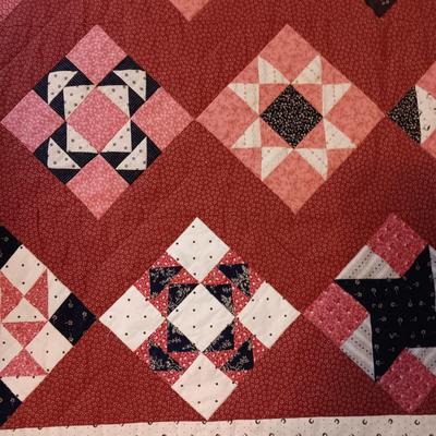 HANDMADE QUILTED THROW AND WALL HANGING