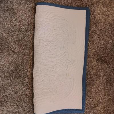 HANDMADE QUILTED THROW AND WALL HANGING