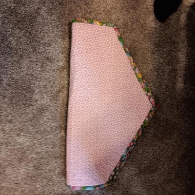 HANDMADE QUILTED WALL HANGINGS/TABLE RUNNERS W/EASTER THEME