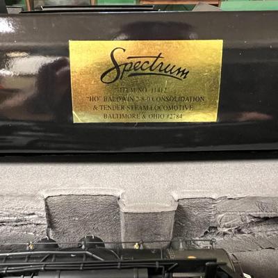 Spectrum HO Scale Reading #2005 Locomotive w/ Tender Set AND Spectrum HO Scale Baltimore and Ohio #2784 Locomotive w/ Tender