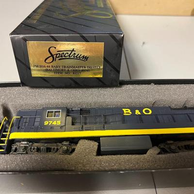 Spectrum HO Scale #5515 Diesel Locomotive, #5489 Coach B&O, #926 Diesel Locomotive B&O, #929 Diesel Locomotive B & O, #9745...
