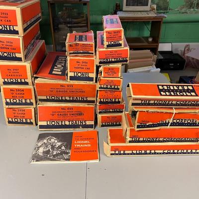 Lionel "O" Gauge Train Lot