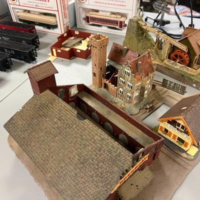 Misc Train Lot w/ Multiple Coal Cars 2