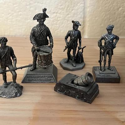 Liberty Bell w/ Revolutionary War Soldier Figurines Lot