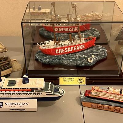 Wood Sailboat Décor Lot