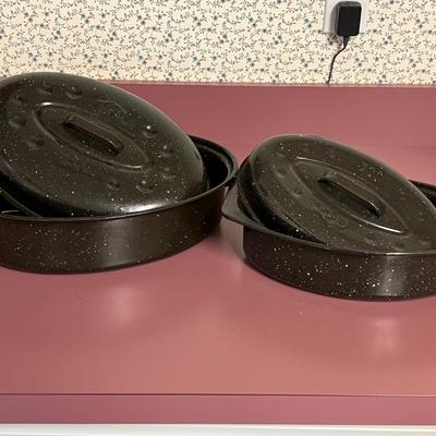 Set of Black Roaster Pans