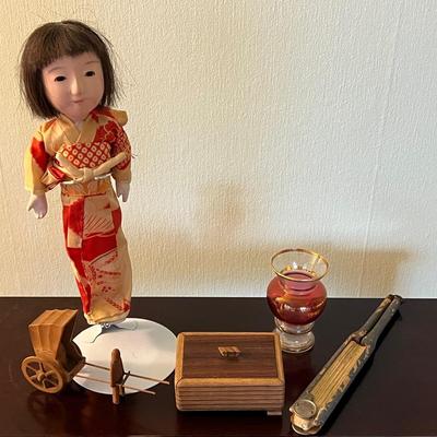 World’s Fair Collectible Lot