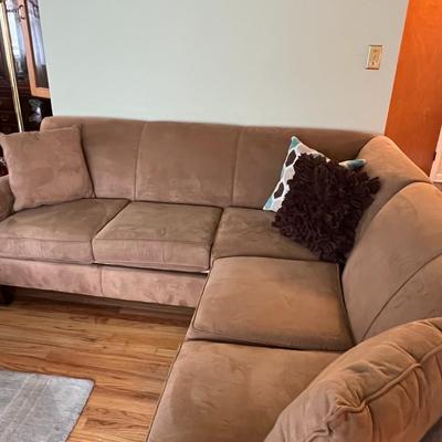"L" Sectional Couch- 83" L