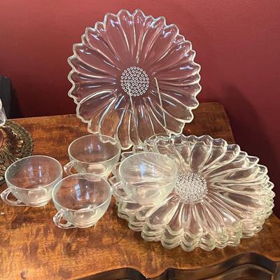 Glass Flower Plates w/ Punch Glasses